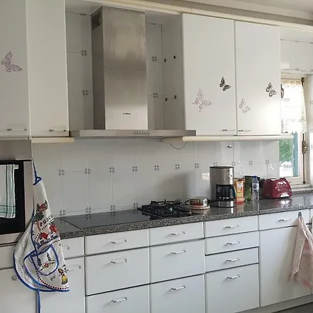 Maison De 250 M² Proche De L'océan Et Du Centre