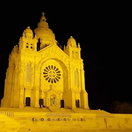 Spacieuse Proche De L'ocean Vila Praia de Âncora