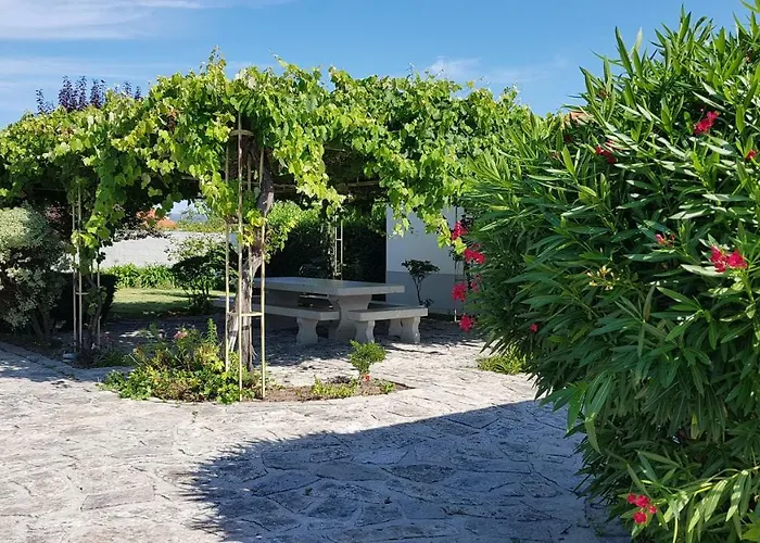 Сasa de vacaciones Maison De 250 M² Proche De L'océan Et Du Centre *