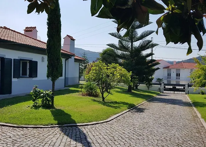 Spacieuse Proche De L'ocean